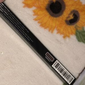 Younique pencil eye liner